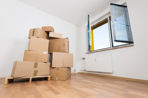 Local Uxbridge moving help for home and business transport