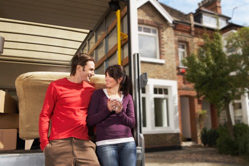 Flexible local moving service in Uxbridge for homes and offices